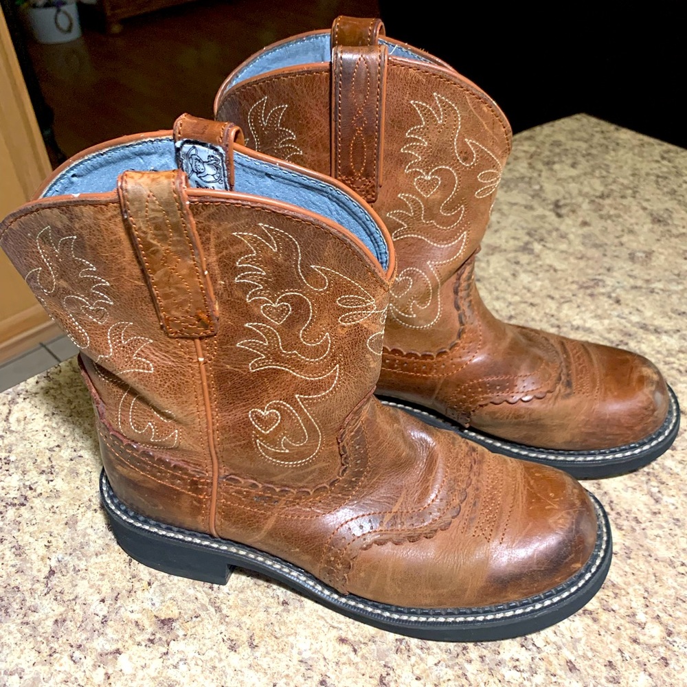 Ariat fat baby boots 9.5
